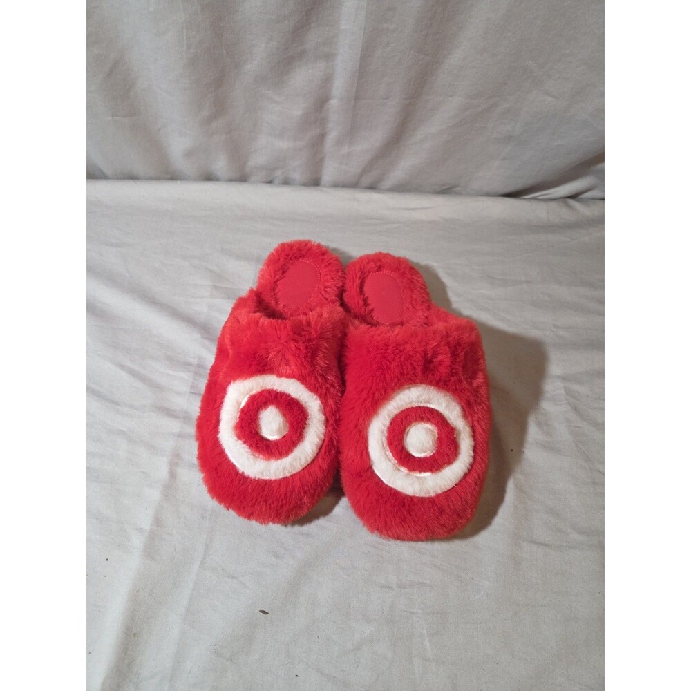 Target Wondershop Red Bullseye Slippers Medium M (W 7-8, M 5-6)